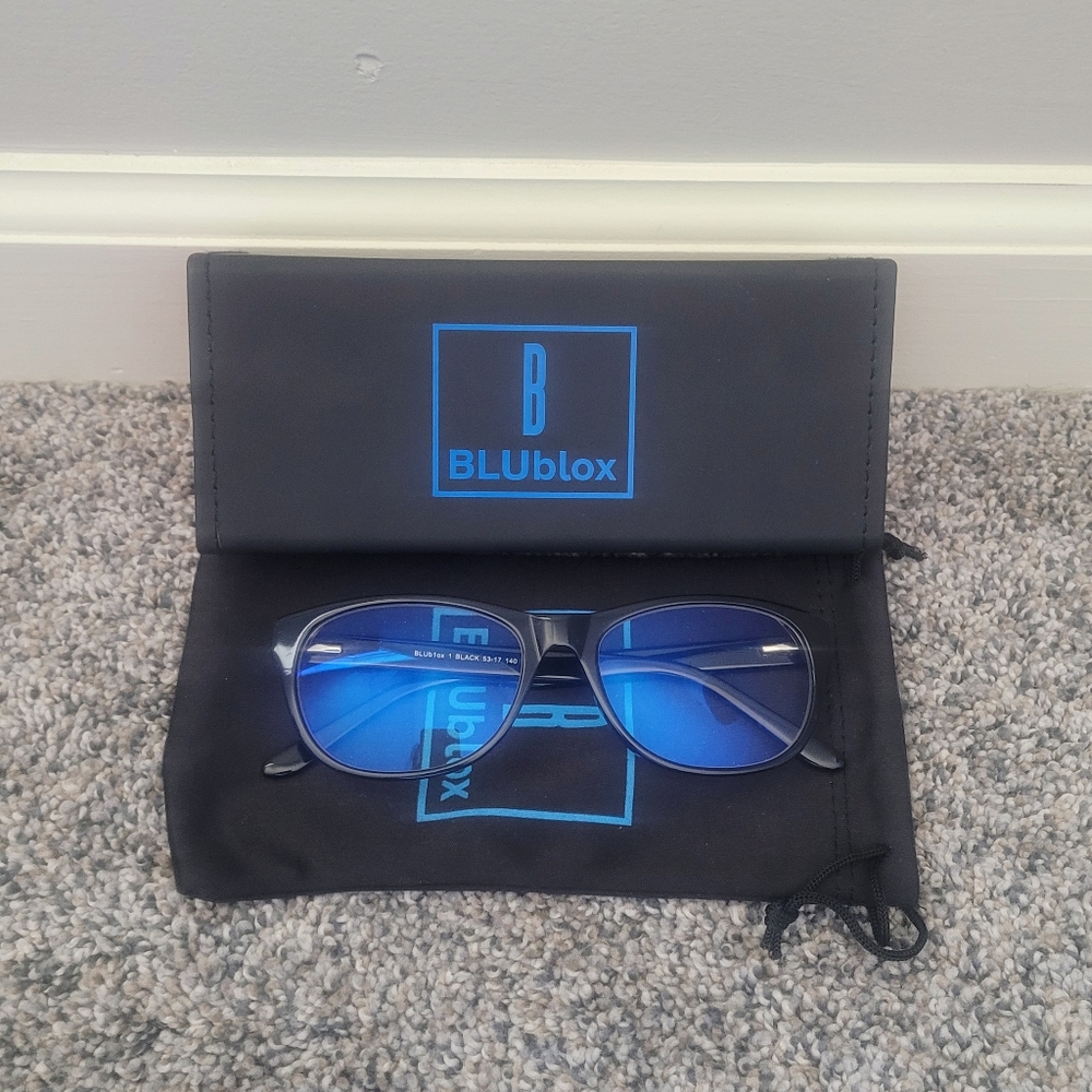 Blubox Glasses